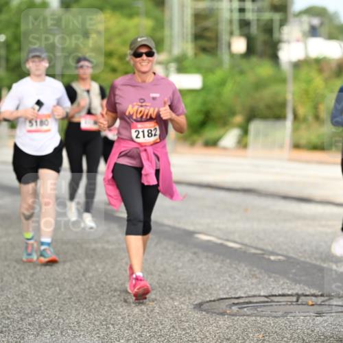 06.09.2026 - CURREX Alsterlauf Dr. Thomas Lammeyer http://msf.ph/oto/10144411 06.09.2026 10:16:12 Laufen 5180, 2182, 240 meine-sportfotos.de