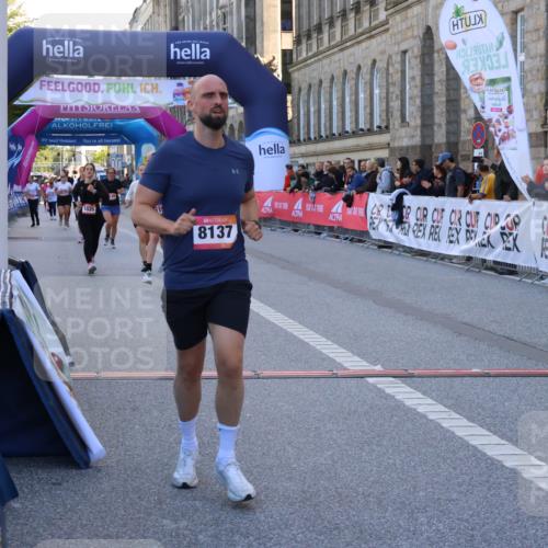 06.09.2026 - CURREX Alsterlauf Strokosch-Dieckow http://msf.ph/oto/10144417 06.09.2026 11:46:42 Ziel 1007, 1020, 1082, 1118, 1157, 1189, 1210, 8137, 8138, 8162 meine-sportfotos.de