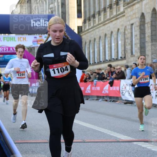 06.09.2026 - CURREX Alsterlauf Strokosch-Dieckow http://msf.ph/oto/10144468 06.09.2026 11:48:21 Ziel 1104, 1190, 1219, 1244, 1291, 1325, 1332, 8269, 8270 meine-sportfotos.de