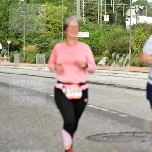 06.09.2026 - CURREX Alsterlauf Dr. Thomas Lammeyer http://msf.ph/oto/10144532 06.09.2026 10:16:28 Laufen 2146, 287, 6, 6305, 643 meine-sportfotos.de