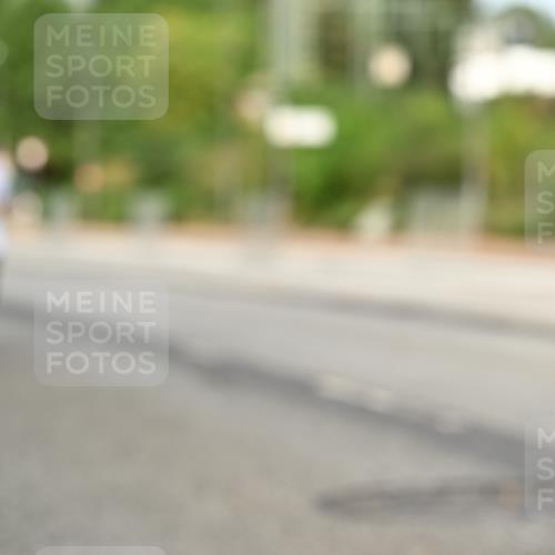 06.09.2026 - CURREX Alsterlauf Dr. Thomas Lammeyer http://msf.ph/oto/10144552 06.09.2026 10:16:30 Laufen  meine-sportfotos.de