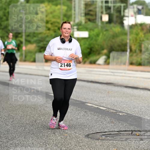 06.09.2026 - CURREX Alsterlauf Dr. Thomas Lammeyer http://msf.ph/oto/10144562 06.09.2026 10:16:34 Laufen 2146 meine-sportfotos.de