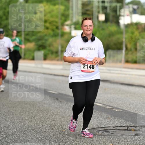 06.09.2026 - CURREX Alsterlauf Dr. Thomas Lammeyer http://msf.ph/oto/10144569 06.09.2026 10:16:35 Laufen 2146 meine-sportfotos.de