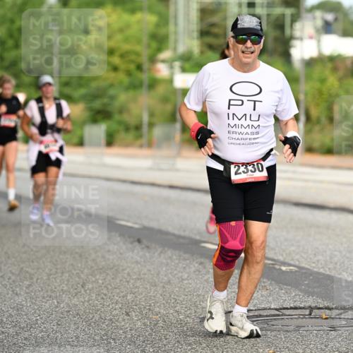 06.09.2026 - CURREX Alsterlauf Dr. Thomas Lammeyer http://msf.ph/oto/10144592 06.09.2026 10:16:40 Laufen 2330 meine-sportfotos.de