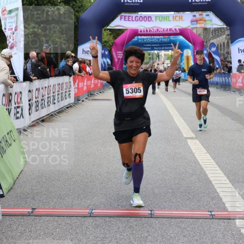 06.09.2026 - CURREX Alsterlauf Strokosch-Dieckow http://msf.ph/oto/10144595 06.09.2026 10:20:32 Ziel 2366, 2572, 3026, 4098, 4099, 4609, 4635, 5305, 6413 meine-sportfotos.de