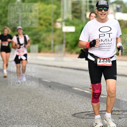 06.09.2026 - CURREX Alsterlauf Dr. Thomas Lammeyer http://msf.ph/oto/10144597 06.09.2026 10:16:40 Laufen 2330 meine-sportfotos.de