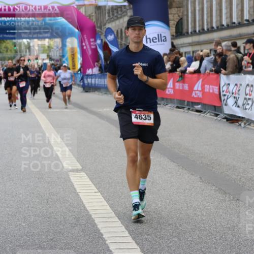 06.09.2026 - CURREX Alsterlauf Strokosch-Dieckow http://msf.ph/oto/10144614 06.09.2026 10:20:35 Ziel 3026, 4609, 4635, 5305, 6413 meine-sportfotos.de