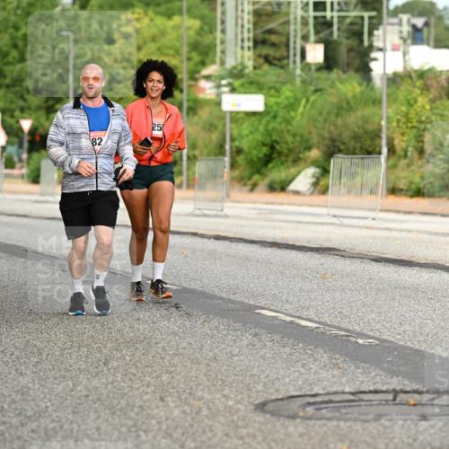 06.09.2026 - CURREX Alsterlauf Dr. Thomas Lammeyer http://msf.ph/oto/10144669 06.09.2026 10:16:52 Laufen 4171, 82, 250 meine-sportfotos.de