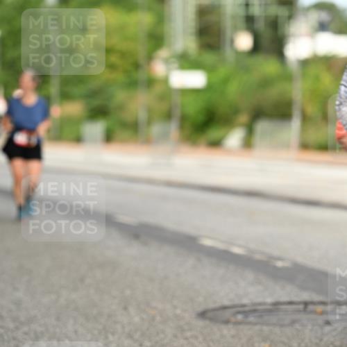06.09.2026 - CURREX Alsterlauf Dr. Thomas Lammeyer http://msf.ph/oto/10144706 06.09.2026 10:16:56 Laufen  meine-sportfotos.de