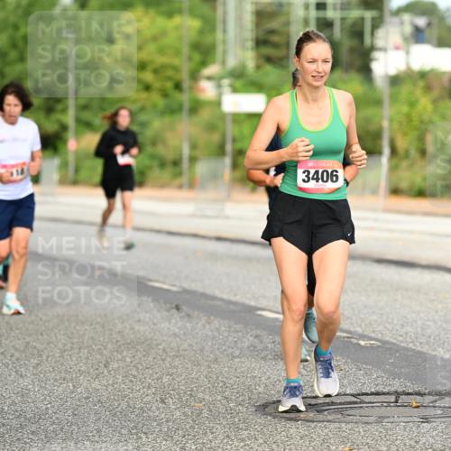 06.09.2026 - CURREX Alsterlauf Dr. Thomas Lammeyer http://msf.ph/oto/10144791 06.09.2026 10:17:08 Laufen 3406, 357 meine-sportfotos.de