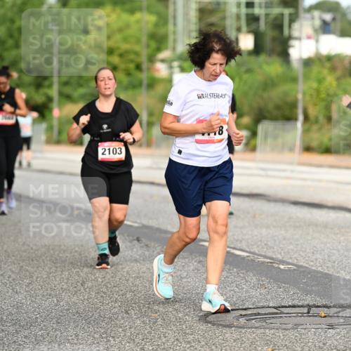 06.09.2026 - CURREX Alsterlauf Dr. Thomas Lammeyer http://msf.ph/oto/10144816 06.09.2026 10:17:11 Laufen 2103, 8 meine-sportfotos.de