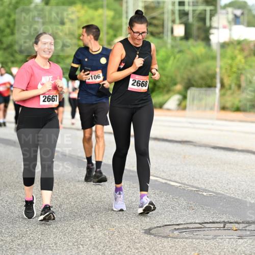 06.09.2026 - CURREX Alsterlauf Dr. Thomas Lammeyer http://msf.ph/oto/10144859 06.09.2026 10:17:15 Laufen 2669, 2667, 106, 2668 meine-sportfotos.de