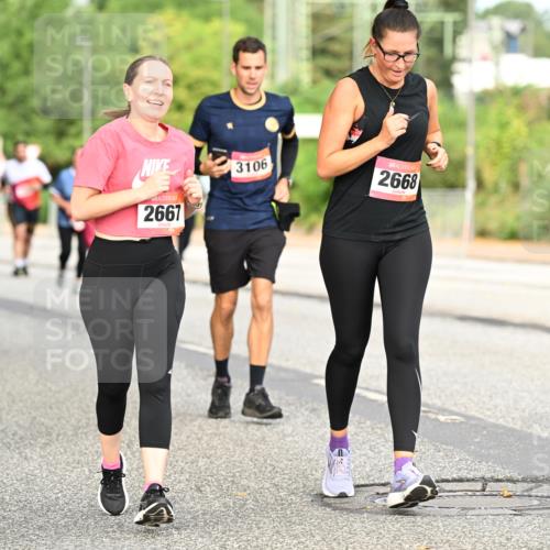 06.09.2026 - CURREX Alsterlauf Dr. Thomas Lammeyer http://msf.ph/oto/10144863 06.09.2026 10:17:16 Laufen 2669, 2667, 3106, 2668 meine-sportfotos.de
