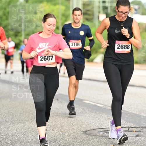 06.09.2026 - CURREX Alsterlauf Dr. Thomas Lammeyer http://msf.ph/oto/10144868 06.09.2026 10:17:16 Laufen 2669, 2667, 3106, 2668 meine-sportfotos.de