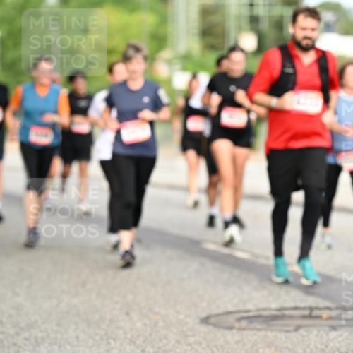 06.09.2026 - CURREX Alsterlauf Dr. Thomas Lammeyer http://msf.ph/oto/10144949 06.09.2026 10:17:25 Laufen  meine-sportfotos.de