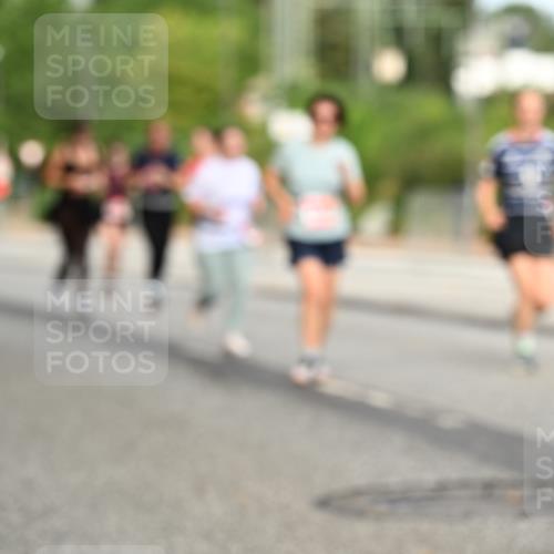 06.09.2026 - CURREX Alsterlauf Dr. Thomas Lammeyer http://msf.ph/oto/10145025 06.09.2026 10:17:33 Laufen  meine-sportfotos.de