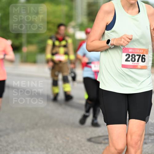 06.09.2026 - CURREX Alsterlauf Dr. Thomas Lammeyer http://msf.ph/oto/10145110 06.09.2026 10:17:44 Laufen 2876 meine-sportfotos.de