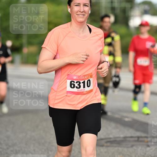 06.09.2026 - CURREX Alsterlauf Dr. Thomas Lammeyer http://msf.ph/oto/10145133 06.09.2026 10:17:46 Laufen 6310 meine-sportfotos.de