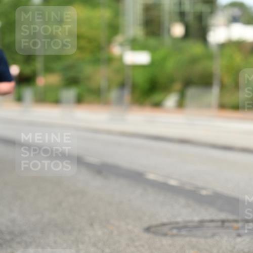 06.09.2026 - CURREX Alsterlauf Dr. Thomas Lammeyer http://msf.ph/oto/10145166 06.09.2026 10:17:51 Laufen  meine-sportfotos.de
