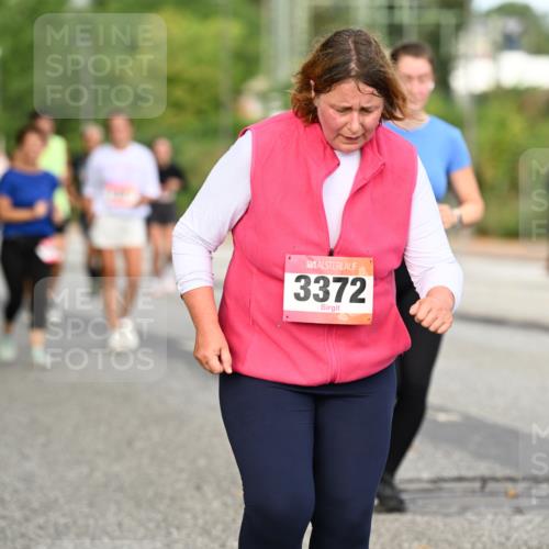 06.09.2026 - CURREX Alsterlauf Dr. Thomas Lammeyer http://msf.ph/oto/10145225 06.09.2026 10:18:01 Laufen 3372 meine-sportfotos.de