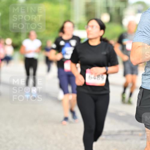 06.09.2026 - CURREX Alsterlauf Dr. Thomas Lammeyer http://msf.ph/oto/10145290 06.09.2026 10:18:08 Laufen 6489 meine-sportfotos.de