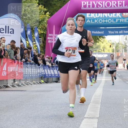 06.09.2026 - CURREX Alsterlauf Yannick Fuchs http://msf.ph/oto/10145391 06.09.2026 09:47:39 Ziel 2850, 2865, 2953, 3386, 4313, 5309, 5863, 6378, 8189 meine-sportfotos.de