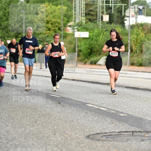 06.09.2026 - CURREX Alsterlauf Dr. Thomas Lammeyer http://msf.ph/oto/10145421 06.09.2026 10:18:22 Laufen 5128, 3427, 2152, 8074, 119, 3275 meine-sportfotos.de