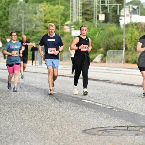 06.09.2026 - CURREX Alsterlauf Dr. Thomas Lammeyer http://msf.ph/oto/10145435 06.09.2026 10:18:23 Laufen 19, 3275, 807, 512, 27 meine-sportfotos.de