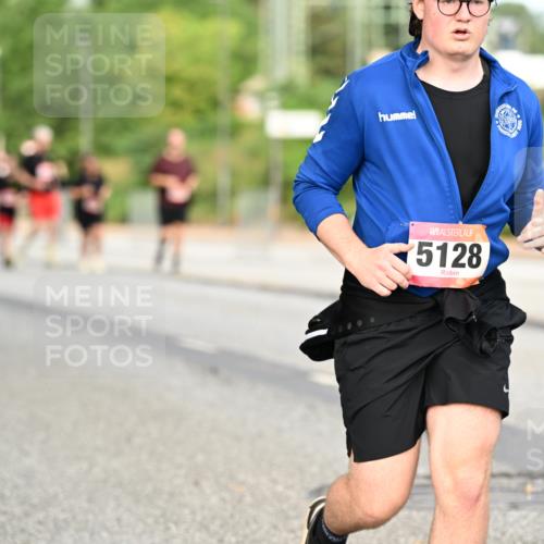 06.09.2026 - CURREX Alsterlauf Dr. Thomas Lammeyer http://msf.ph/oto/10145490 06.09.2026 10:18:29 Laufen 5128 meine-sportfotos.de