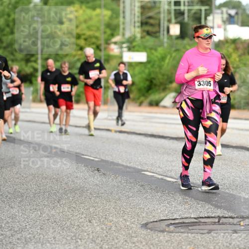 06.09.2026 - CURREX Alsterlauf Dr. Thomas Lammeyer http://msf.ph/oto/10145541 06.09.2026 10:18:38 Laufen 945, 211, 3305, 03, 2939 meine-sportfotos.de