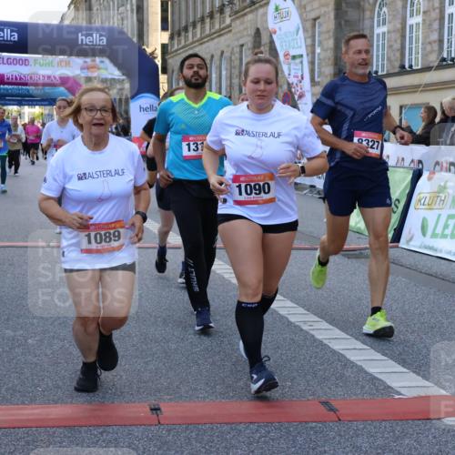 06.09.2026 - CURREX Alsterlauf Strokosch-Dieckow http://msf.ph/oto/10145600 06.09.2026 11:51:44 Ziel 1056, 1083, 1089, 1090, 1135, 1194, 1226, 1257, 1315, 1345, 1347, 8159, 8327 meine-sportfotos.de