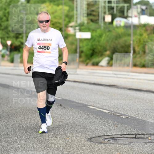 06.09.2026 - CURREX Alsterlauf Dr. Thomas Lammeyer http://msf.ph/oto/10145649 06.09.2026 10:18:50 Laufen 3742, 4450, 6090 meine-sportfotos.de