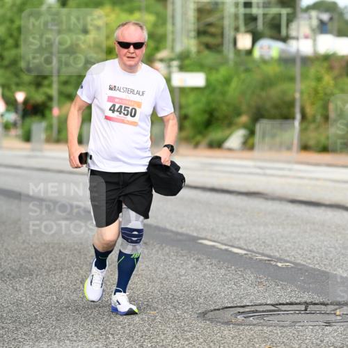 06.09.2026 - CURREX Alsterlauf Dr. Thomas Lammeyer http://msf.ph/oto/10145654 06.09.2026 10:18:51 Laufen 3742, 4450 meine-sportfotos.de