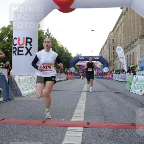 06.09.2026 - CURREX Alsterlauf Yannick Fuchs http://msf.ph/oto/10145659 06.09.2026 09:47:42 Ziel 2850, 2865, 5863, 6378, 8189 meine-sportfotos.de
