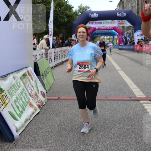 06.09.2026 - CURREX Alsterlauf Strokosch-Dieckow http://msf.ph/oto/10145726 06.09.2026 10:21:26 Ziel 2330, 2402, 2403, 2404, 2579, 2604, 2712, 6037, 6038 meine-sportfotos.de