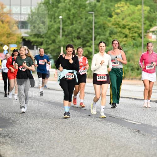 06.09.2026 - CURREX Alsterlauf Dr. Thomas Lammeyer http://msf.ph/oto/10145792 06.09.2026 10:19:26 Laufen 4514, 122, 451, 3185, 16, 2661, 616, 2662, 3900, 3899 meine-sportfotos.de