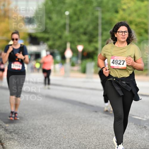 06.09.2026 - CURREX Alsterlauf Dr. Thomas Lammeyer http://msf.ph/oto/10145916 06.09.2026 10:19:56 Laufen 4927 meine-sportfotos.de