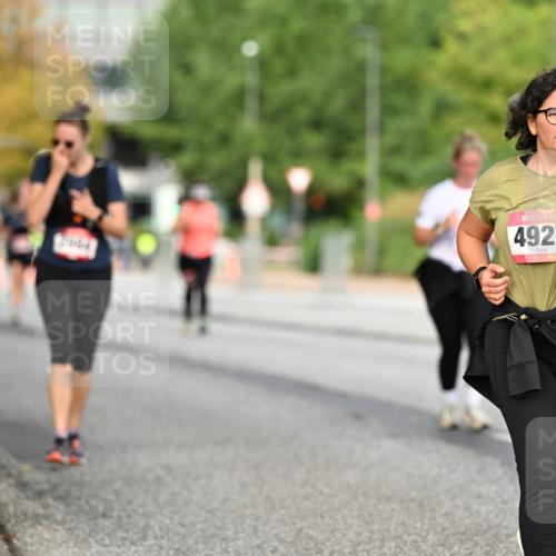 06.09.2026 - CURREX Alsterlauf Dr. Thomas Lammeyer http://msf.ph/oto/10145924 06.09.2026 10:19:57 Laufen 4927 meine-sportfotos.de