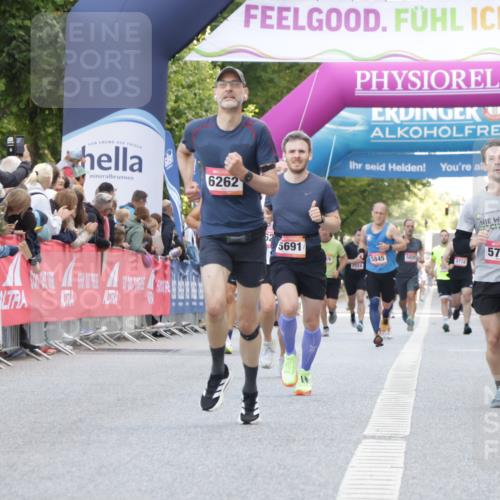 06.09.2026 - CURREX Alsterlauf Yannick Fuchs http://msf.ph/oto/10145991 06.09.2026 09:47:46 Ziel 2850, 5704, 6262, 6378, 8189 meine-sportfotos.de