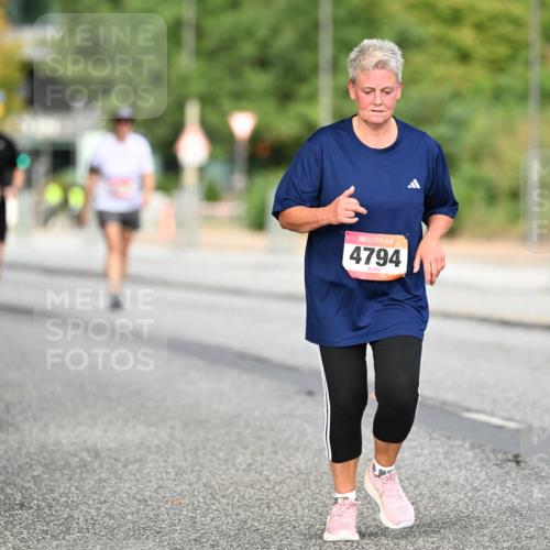 06.09.2026 - CURREX Alsterlauf Dr. Thomas Lammeyer http://msf.ph/oto/10146067 06.09.2026 10:20:26 Laufen 4794 meine-sportfotos.de