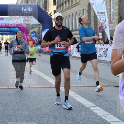 06.09.2026 - CURREX Alsterlauf Strokosch-Dieckow http://msf.ph/oto/10146084 06.09.2026 11:52:34 Ziel 1007, 1075, 1076, 1139, 8028, 8202, 8269, 8270 meine-sportfotos.de