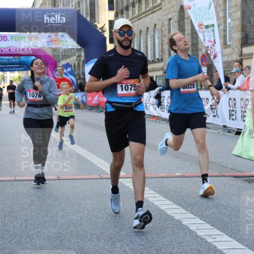 06.09.2026 - CURREX Alsterlauf Strokosch-Dieckow http://msf.ph/oto/10146093 06.09.2026 11:52:34 Ziel 1007, 1075, 1076, 1139, 8028, 8202, 8269, 8270 meine-sportfotos.de