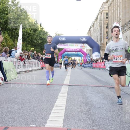 06.09.2026 - CURREX Alsterlauf Yannick Fuchs http://msf.ph/oto/10146104 06.09.2026 09:47:50 Ziel 2759, 2850, 5704, 5845, 6228, 6262 meine-sportfotos.de