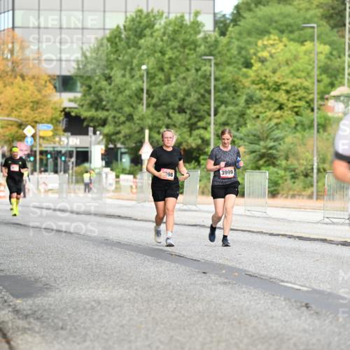 06.09.2026 - CURREX Alsterlauf Dr. Thomas Lammeyer http://msf.ph/oto/10146134 06.09.2026 10:20:40 Laufen 98, 3999 meine-sportfotos.de
