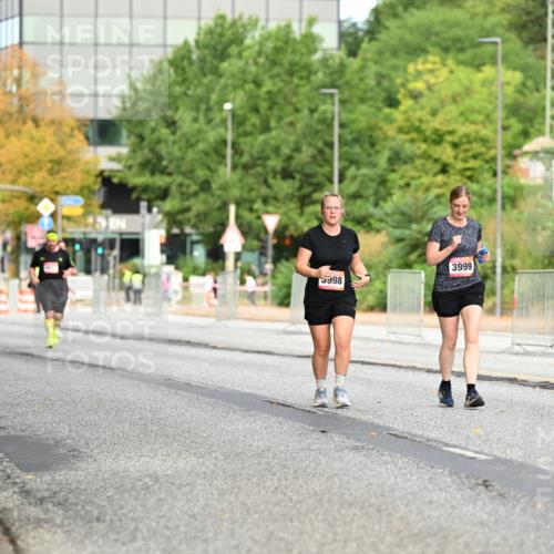 06.09.2026 - CURREX Alsterlauf Dr. Thomas Lammeyer http://msf.ph/oto/10146153 06.09.2026 10:20:42 Laufen 5998, 3999 meine-sportfotos.de