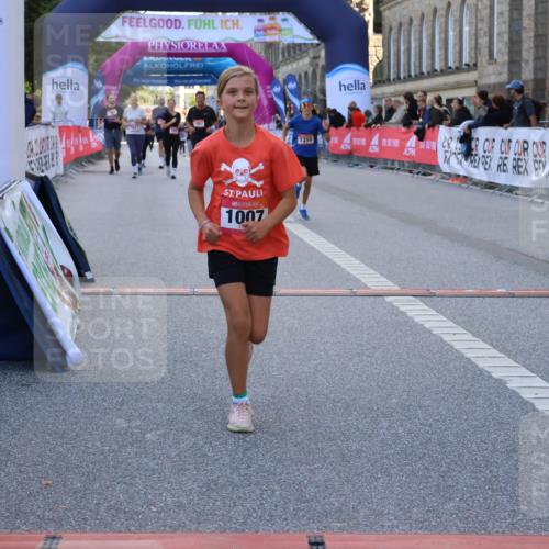 06.09.2026 - CURREX Alsterlauf Strokosch-Dieckow http://msf.ph/oto/10146168 06.09.2026 11:52:40 Ziel 1007, 1075, 1076, 1310, 8028, 8269, 8270 meine-sportfotos.de