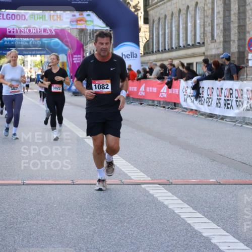 06.09.2026 - CURREX Alsterlauf Strokosch-Dieckow http://msf.ph/oto/10146181 06.09.2026 11:52:46 Ziel 1077, 1082, 1310, 1340, 3821, 3822, 8137 meine-sportfotos.de