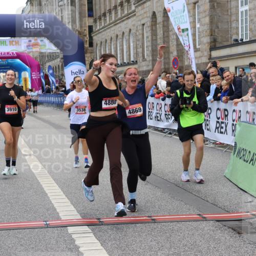 06.09.2026 - CURREX Alsterlauf Strokosch-Dieckow http://msf.ph/oto/10146272 06.09.2026 10:21:54 Ziel 2667, 2668, 2669, 3106, 3538, 3904, 3910, 4025, 4869, 4880, 5508, 8232 meine-sportfotos.de