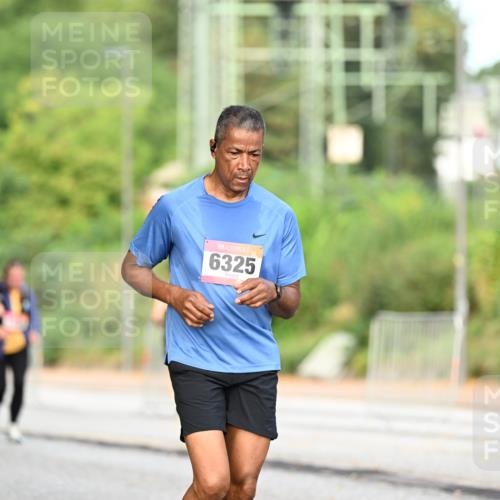 06.09.2026 - CURREX Alsterlauf Dr. Thomas Lammeyer http://msf.ph/oto/10146327 06.09.2026 10:21:16 Laufen 6325 meine-sportfotos.de