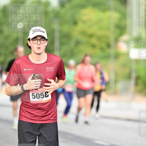 06.09.2026 - CURREX Alsterlauf Dr. Thomas Lammeyer http://msf.ph/oto/10146336 06.09.2026 10:21:17 Laufen 0, 5058 meine-sportfotos.de